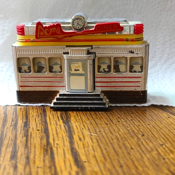 1998 Vintage 1950's Acme Diner refrigerator magnet - Picture 1 of 1